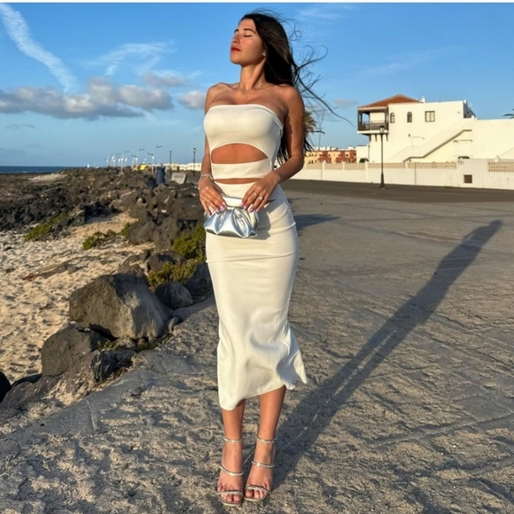 Zara Cut Out * Maxi Dress White - Picture 5 of 16